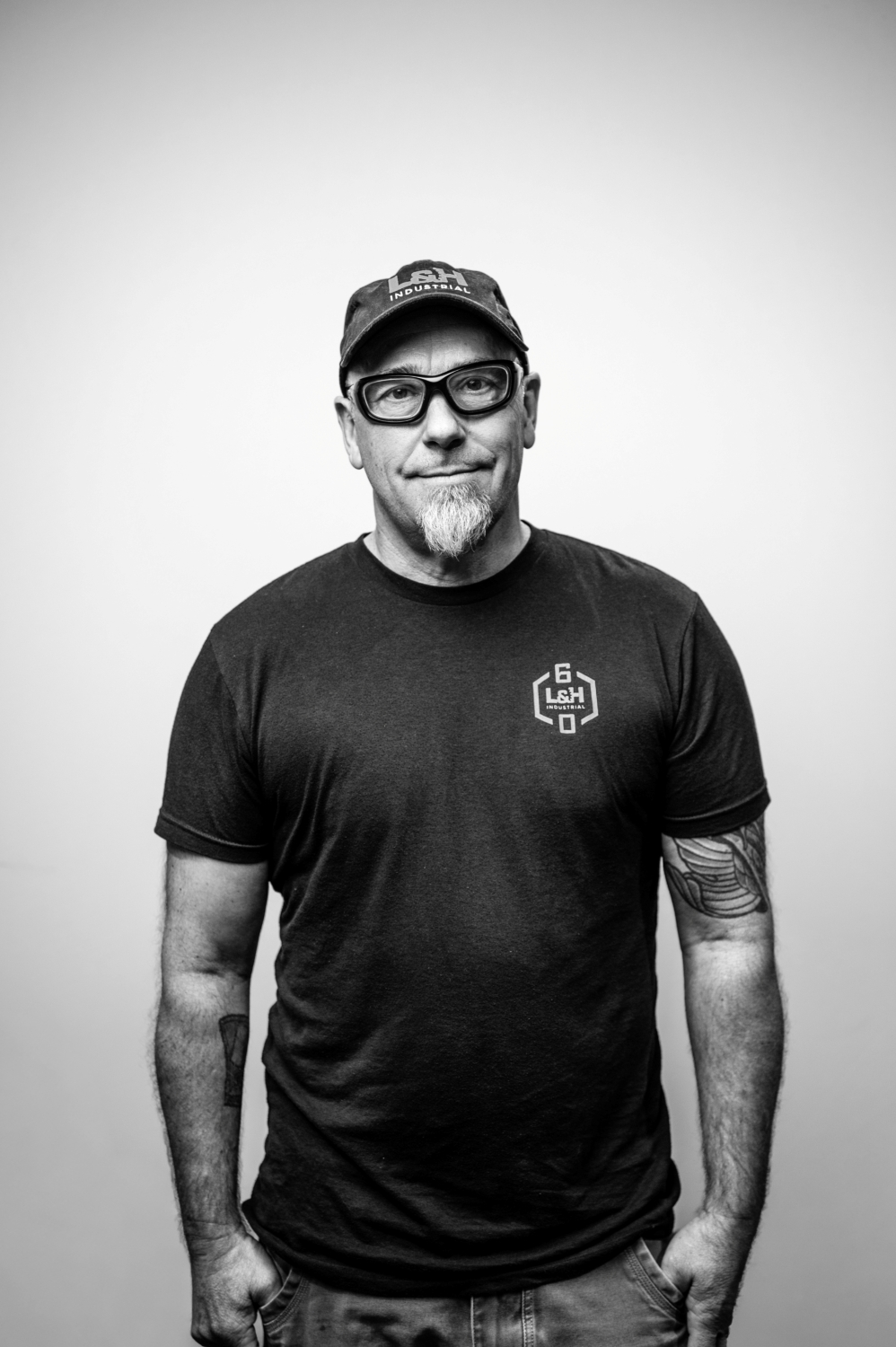 Employee_BW_Ken